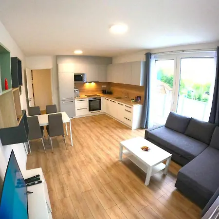 Brand New By Hockey Stadium Apartamento Bratislava